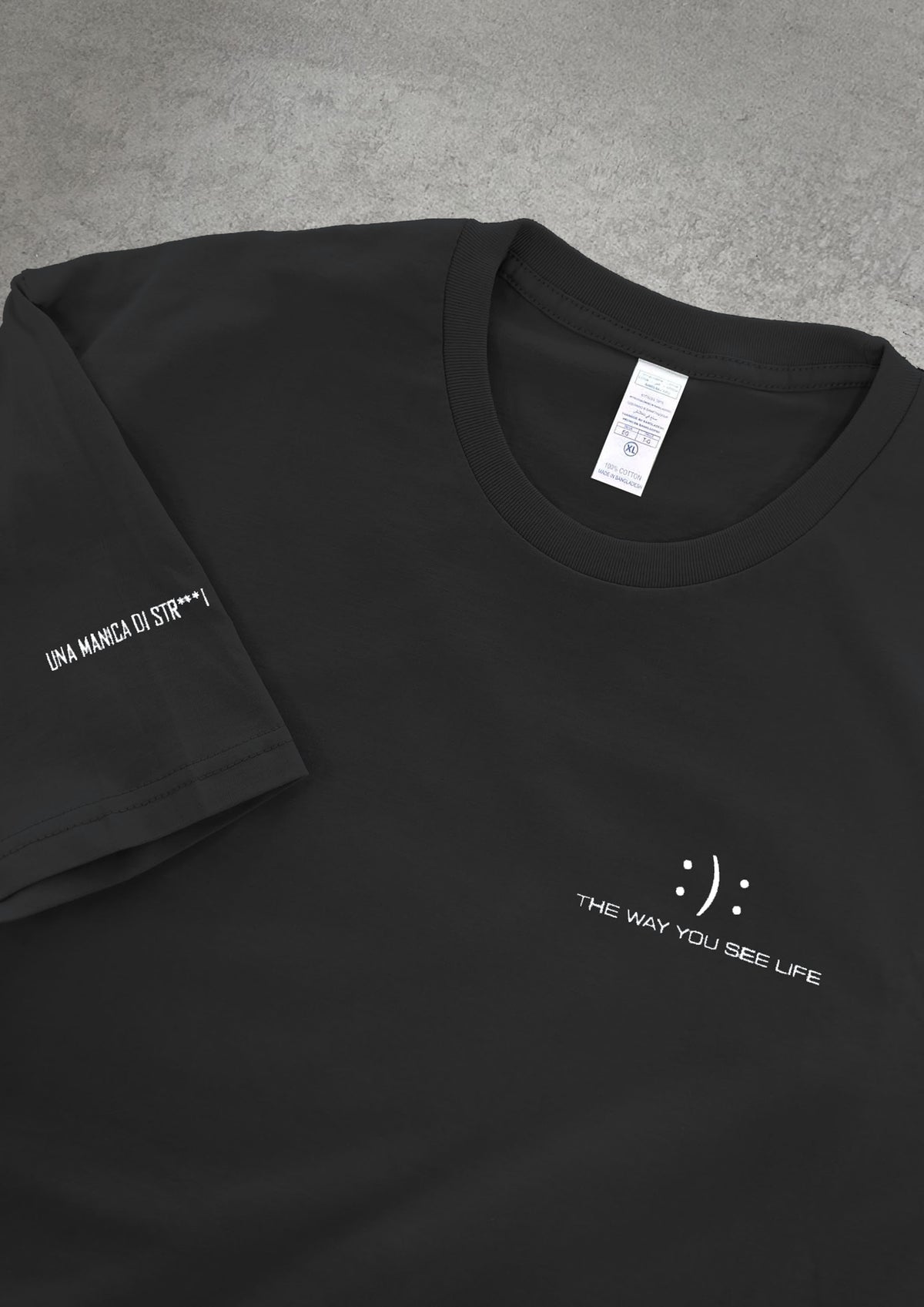 T-shirt - UNA MANICA DI STR***I