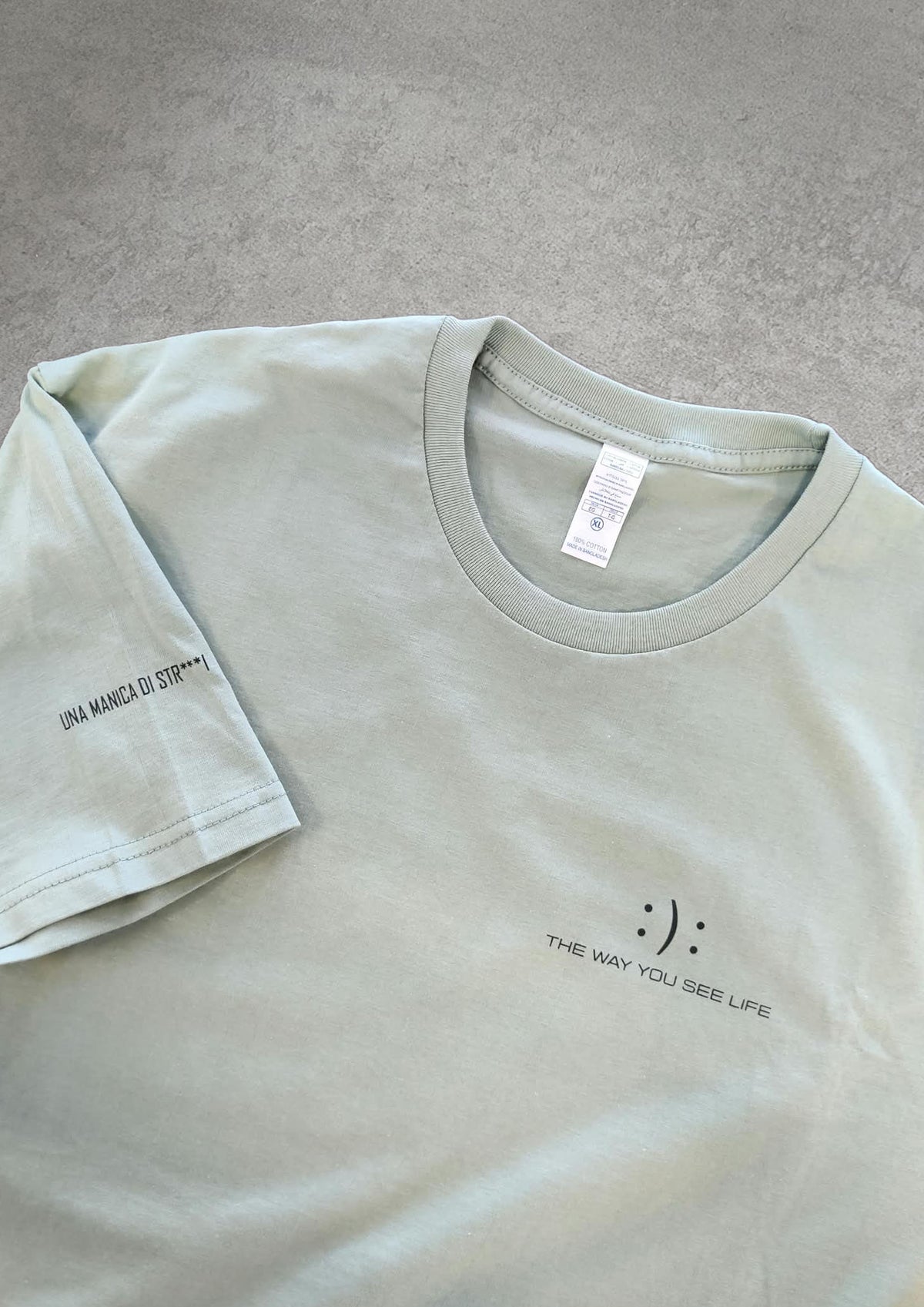T-shirt - UNA MANICA DI STR***I